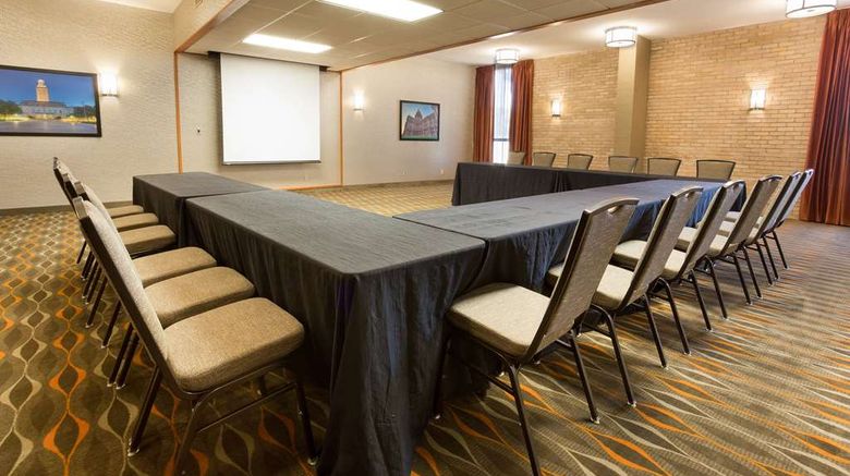 <b>Drury Inn & Suites Austin North Meeting</b>. Images powered by <a href="https://iceportal.shijigroup.com/" title="IcePortal" target="_blank">IcePortal</a>.