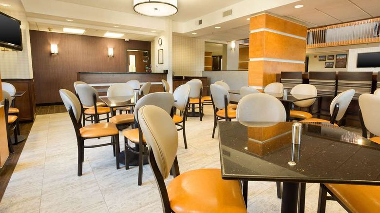 <b>Drury Inn & Suites Austin North Restaurant</b>. Images powered by <a href="https://iceportal.shijigroup.com/" title="IcePortal" target="_blank">IcePortal</a>.
