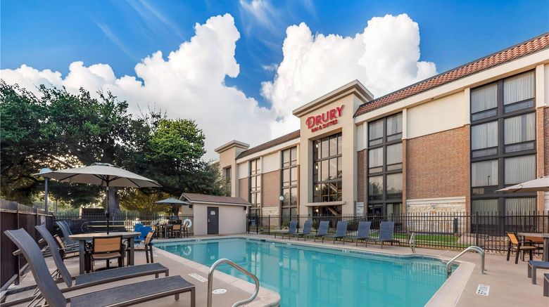 <b>Drury Inn & Suites Austin North Pool</b>. Images powered by <a href="https://iceportal.shijigroup.com/" title="IcePortal" target="_blank">IcePortal</a>.