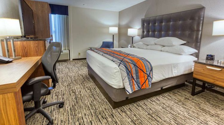 Drury Inn & Suites St Louis Collinsville Room