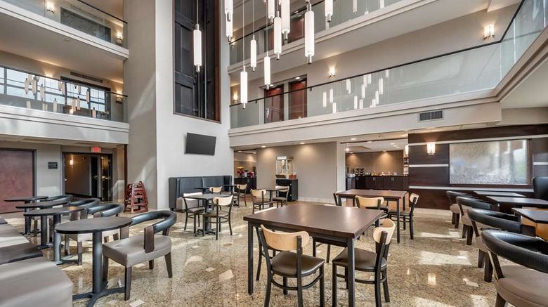 <b>Drury Inn & Suites Champaign Lobby</b>. Images powered by <a href="https://iceportal.shijigroup.com/" title="IcePortal" target="_blank">IcePortal</a>.