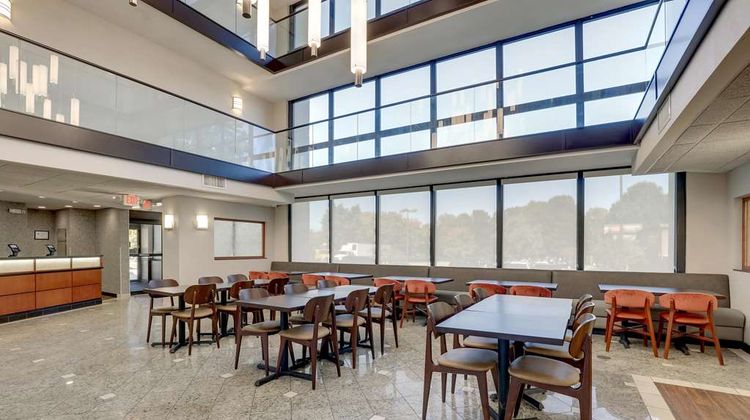 Drury Inn & Suites Charlotte Univ Place Restaurant