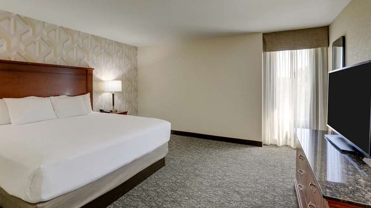 Drury Inn & Suites Charlotte Univ Place Room