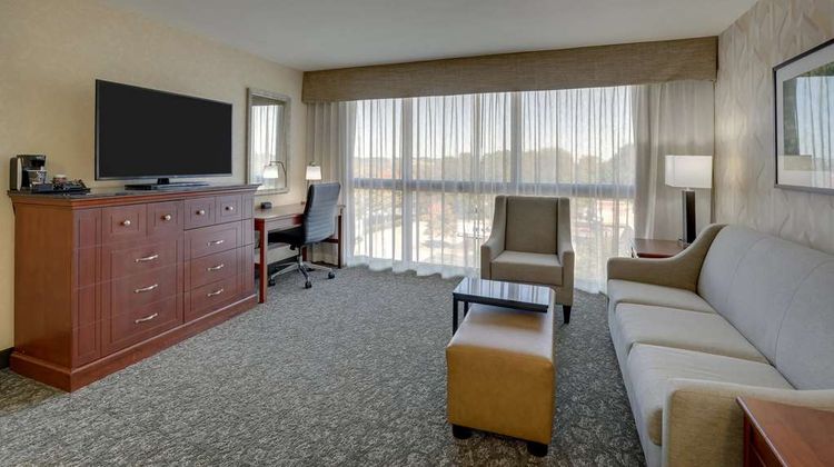 Drury Inn & Suites Charlotte Univ Place Room