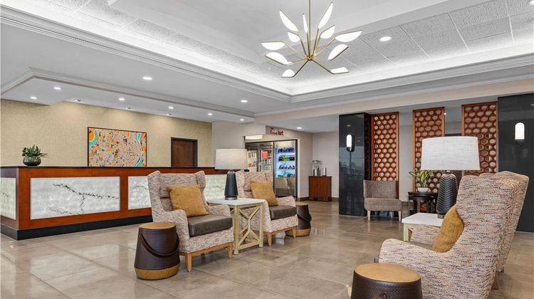 Drury Plaza Hotel St Louis Creve Coeur Lobby