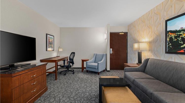 Drury Plaza Hotel St Louis Creve Coeur Room