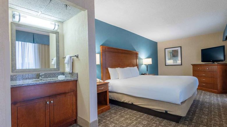<b>Pear Tree Inn St Louis Nr Union Station Room</b>. Images powered by <a href="https://iceportal.shijigroup.com/" title="IcePortal" target="_blank">IcePortal</a>.