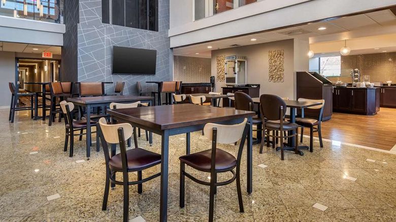 <b>Drury Inn & Suites Atlanta Airport Restaurant</b>. Images powered by <a href="https://iceportal.shijigroup.com/" title="IcePortal" target="_blank">IcePortal</a>.