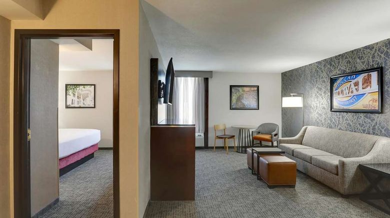 <b>Drury Inn Paducah Room</b>. Images powered by <a href="https://iceportal.shijigroup.com/" title="IcePortal" target="_blank">IcePortal</a>.