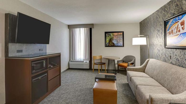 <b>Drury Inn Paducah Room</b>. Images powered by <a href="https://iceportal.shijigroup.com/" title="IcePortal" target="_blank">IcePortal</a>.