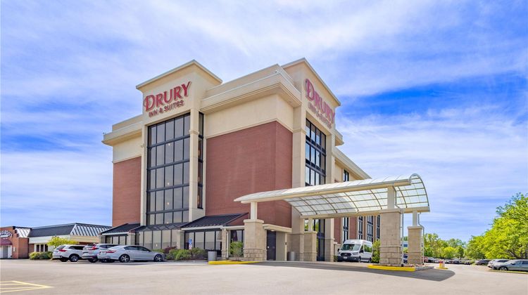 Drury Inn & Suites St Louis Airport Exterior