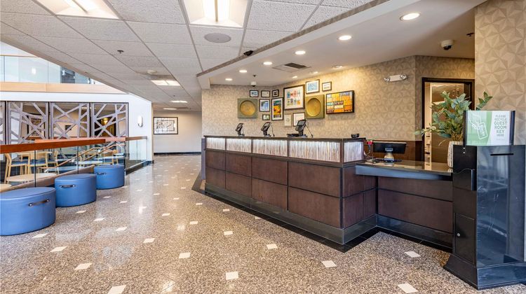 Drury Inn & Suites St Louis Airport Lobby