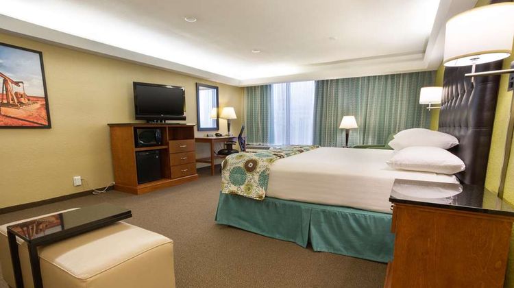 Drury Inn & Suites Houston Galleria Spa