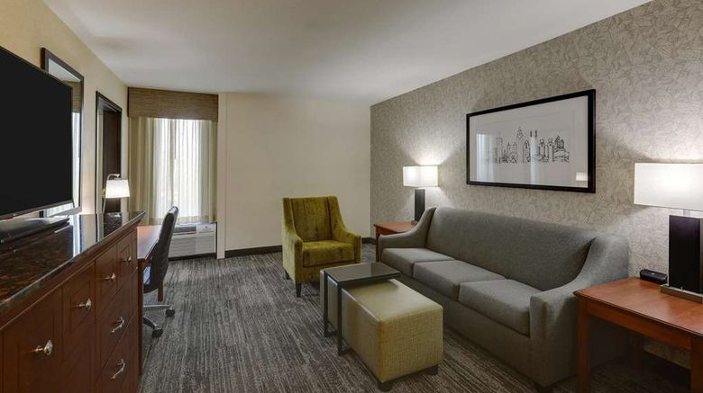 <b>Drury Inn & Suites Atlanta Marietta Room</b>. Images powered by <a href="https://iceportal.shijigroup.com/" title="IcePortal" target="_blank">IcePortal</a>.