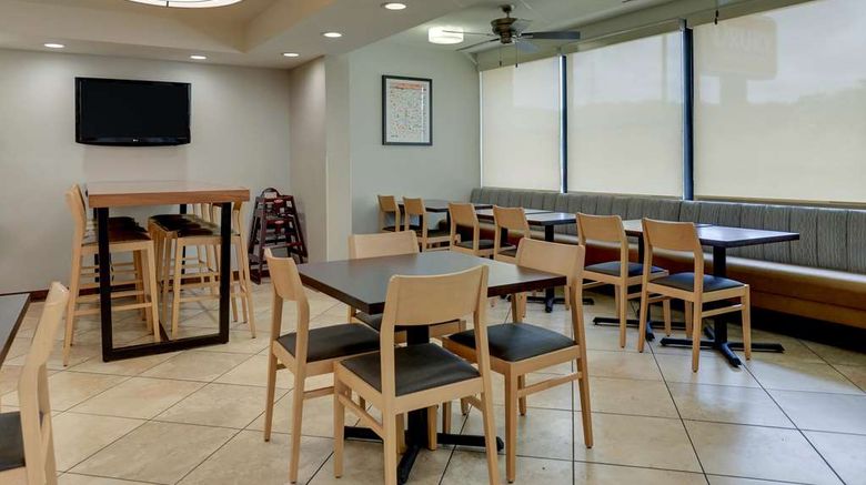 <b>Drury Inn & Suites Atlanta Marietta Restaurant</b>. Images powered by <a href="https://iceportal.shijigroup.com/" title="IcePortal" target="_blank">IcePortal</a>.