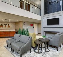 Drury Inn & Suites Atlanta Marietta Lobby