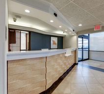 Drury Inn & Suites St Louis St Peters Lobby