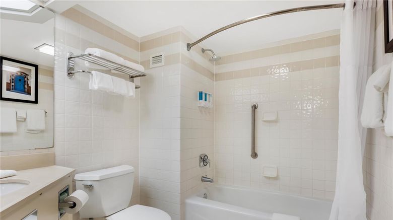 <b>Pear Tree Inn Cape Girardeau West Room</b>. Images powered by <a href="https://iceportal.shijigroup.com/" title="IcePortal" target="_blank">IcePortal</a>.