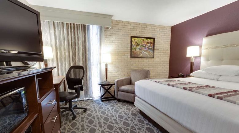 <b>Drury Inn & Suites San Antonio Northeast Room</b>. Images powered by <a href="https://iceportal.shijigroup.com/" title="IcePortal" target="_blank">IcePortal</a>.