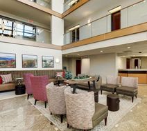 Drury Inn & Suites Marion Lobby