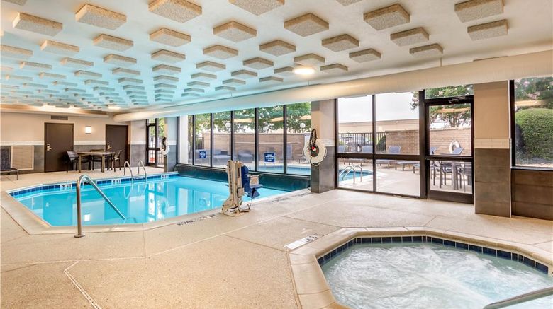 <b>Drury Inn & Suites Atlanta Morrow Pool</b>. Images powered by <a href="https://iceportal.shijigroup.com/" title="IcePortal" target="_blank">IcePortal</a>.