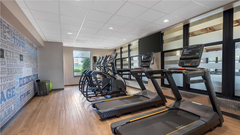<b>Drury Inn & Suites Paducah Health</b>. Images powered by <a href="https://iceportal.shijigroup.com/" title="IcePortal" target="_blank">IcePortal</a>.