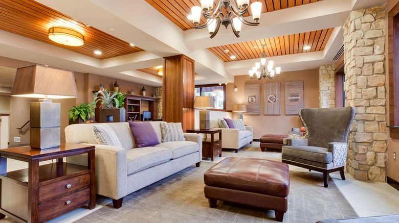 <b>Drury Plaza Hotel San Antonio Airport Lobby</b>. Images powered by <a href="https://iceportal.shijigroup.com/" title="IcePortal" target="_blank">IcePortal</a>.