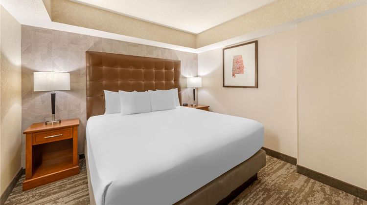 Drury Inn & Suites Birmingham Grandview Room