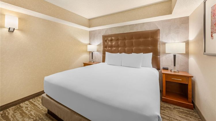 Drury Inn & Suites Birmingham Grandview Room