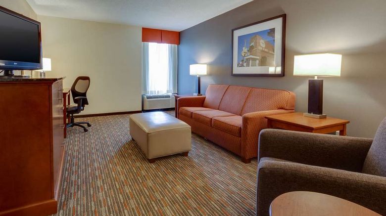 <b>Drury Inn & Suites Memphis Southaven Room</b>. Images powered by <a href="https://iceportal.shijigroup.com/" title="IcePortal" target="_blank">IcePortal</a>.