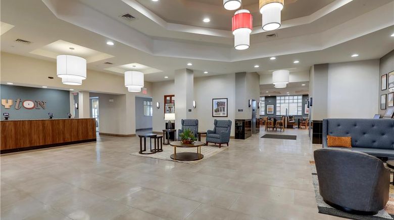 <b>Drury Inn & Suites Dayton North Lobby</b>. Images powered by <a href="https://iceportal.shijigroup.com/" title="IcePortal" target="_blank">IcePortal</a>.