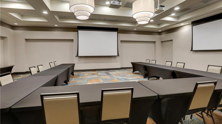 <b>Drury Inn & Suites Dayton North Meeting</b>. Images powered by <a href="https://iceportal.shijigroup.com/" title="IcePortal" target="_blank">IcePortal</a>.