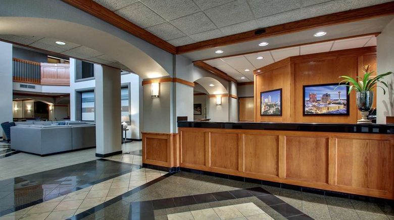 <b>Drury Inn & Suites San Antonio Northwest Lobby</b>. Images powered by <a href="https://iceportal.shijigroup.com/" title="IcePortal" target="_blank">IcePortal</a>.