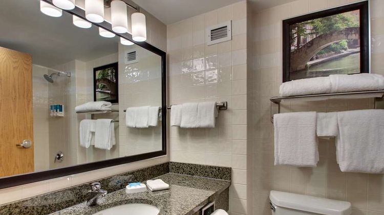 Drury Inn & Suites San Antonio Northwest Room