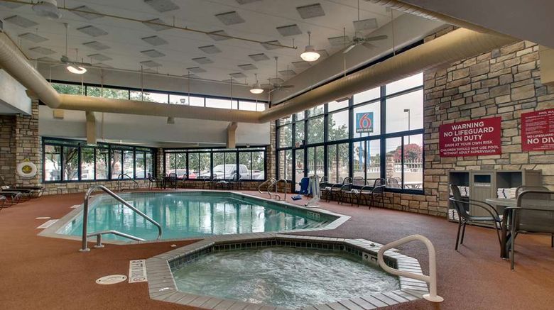 <b>Drury Inn & Suites San Antonio Northwest Pool</b>. Images powered by <a href="https://iceportal.shijigroup.com/" title="IcePortal" target="_blank">IcePortal</a>.