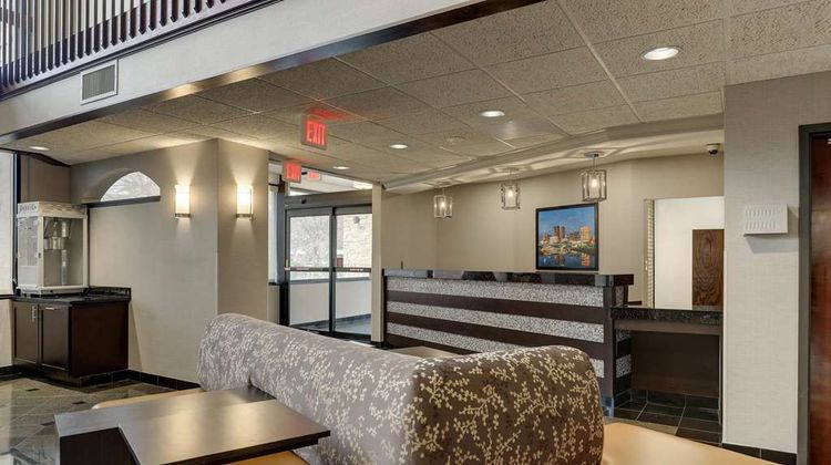 Drury Inn & Suites Columbus Dublin Lobby