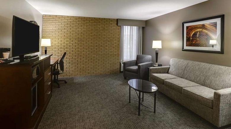 <b>Drury Inn & Suites Columbus Dublin Room</b>. Images powered by <a href="https://iceportal.shijigroup.com/" title="IcePortal" target="_blank">IcePortal</a>.
