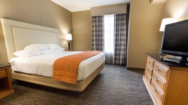 Drury Inn & Suites Lafayette Room