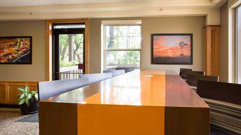 <b>Drury Inn Suites San Antonio N Stone Oak Lobby</b>. Images powered by <a href="https://iceportal.shijigroup.com/" title="IcePortal" target="_blank">IcePortal</a>.