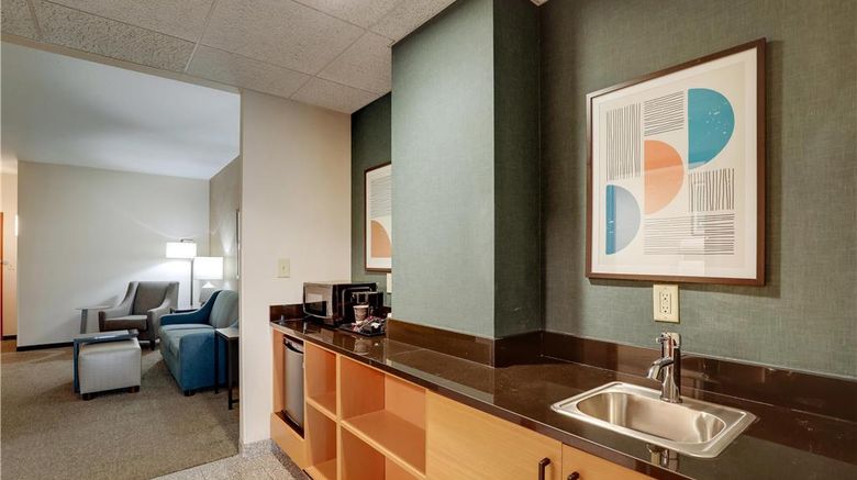<b>Drury Inn & Suites Montgomery Room</b>. Images powered by <a href="https://iceportal.shijigroup.com/" title="IcePortal" target="_blank">IcePortal</a>.