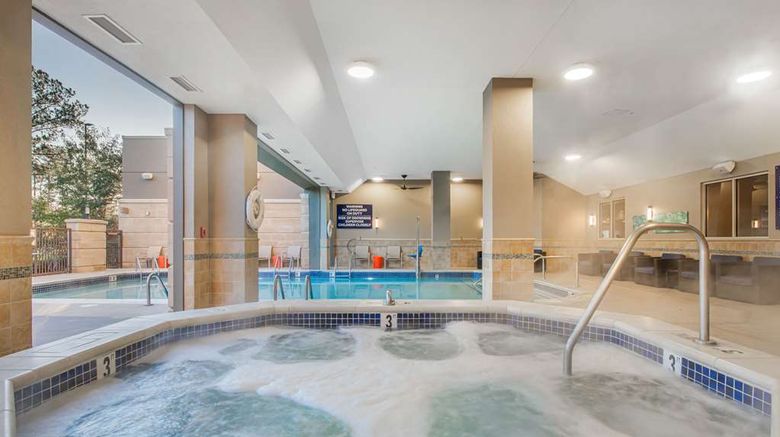 <b>Drury Plaza Hotel Valdosta Pool</b>. Images powered by <a href="https://iceportal.shijigroup.com/" title="IcePortal" target="_blank">IcePortal</a>.