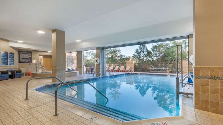 <b>Drury Plaza Hotel Valdosta Pool</b>. Images powered by <a href="https://iceportal.shijigroup.com/" title="IcePortal" target="_blank">IcePortal</a>.