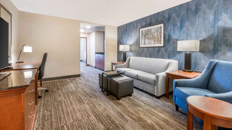 <b>Drury Plaza Hotel Valdosta Room</b>. Images powered by <a href="https://iceportal.shijigroup.com/" title="IcePortal" target="_blank">IcePortal</a>.