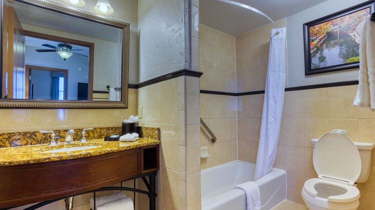 Drury Plaza San Antonio Riverwalk Suite