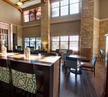 Drury Inn & Suites Amarillo Lobby