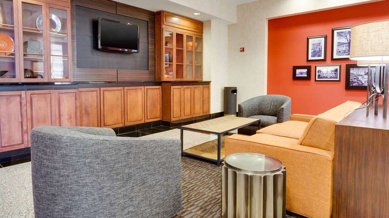 <b>Drury Inn & Suites Greenville Lobby</b>. Images powered by <a href="https://iceportal.shijigroup.com/" title="IcePortal" target="_blank">IcePortal</a>.