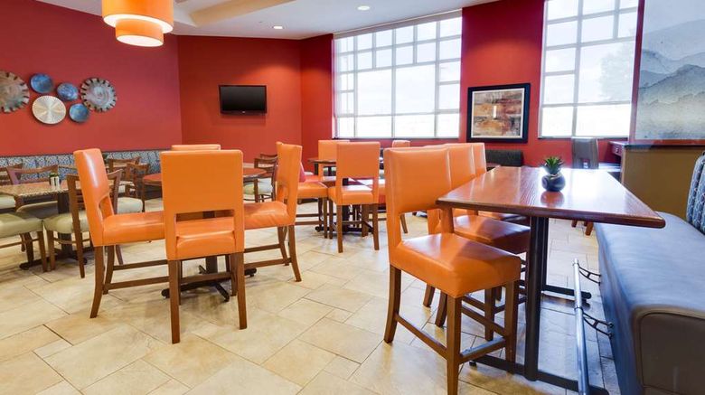 <b>Drury Inn & Suites Greenville Restaurant</b>. Images powered by <a href="https://iceportal.shijigroup.com/" title="IcePortal" target="_blank">IcePortal</a>.