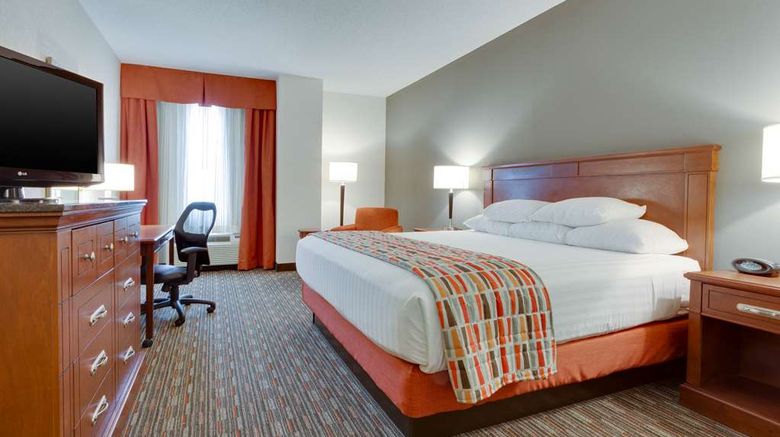 <b>Drury Inn & Suites St Louis O'Fallon IL Room</b>. Images powered by <a href="https://iceportal.shijigroup.com/" title="IcePortal" target="_blank">IcePortal</a>.