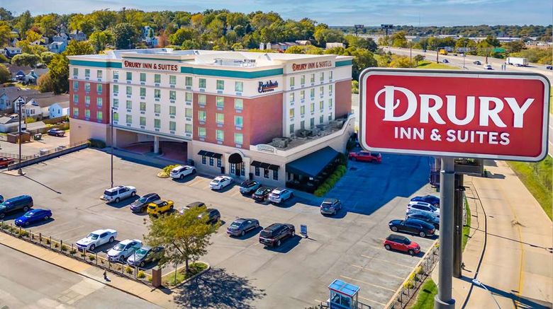 <b>Drury Inn & Suites St Louis Forest Park Restaurant</b>. Images powered by <a href="https://iceportal.shijigroup.com/" title="IcePortal" target="_blank">IcePortal</a>.
