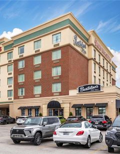 Drury Inn & Suites St Louis Forest Park
